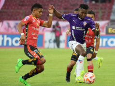Liga de Quito en el último minuto rescata empate ante D. Cuenca