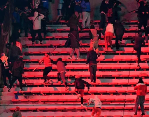 Violencia entre hinchadas motivó la cancelación del encuentro Independiente de Avellaneda vs. U. de Chile