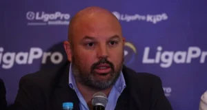 Miguel Ángel Loor se pronuncia tras suspensión del encuentro U. Católica vs. Emelec