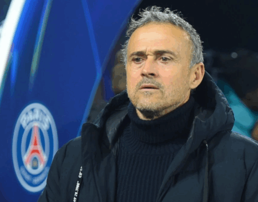 Luis Enrique DT del PSG fue operado tras sufrir un accidente