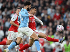 Arsenal rescató empate sin la presencia de Piero Hincapié