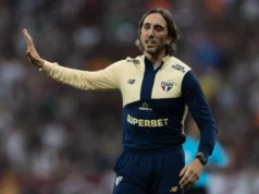 Liga de Quito envía un saludo a Luis Zubeldía, deseándole pronta mejoría