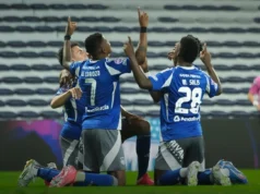 Emelec sigue en su lucha por el cupo a la Sudamericana, ahondando la crisis de Delfín