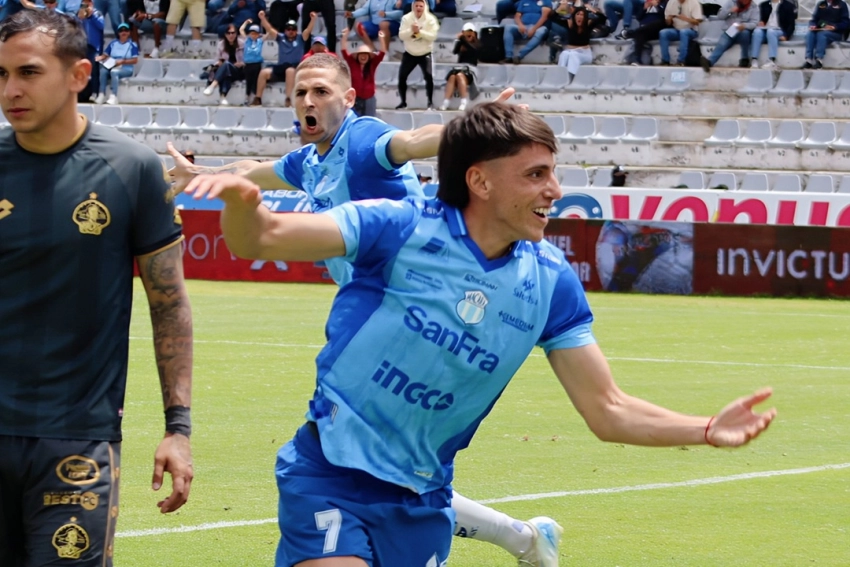 Macara-federico-paz-remontada-aucas-hexagonal1-ligapro-2025