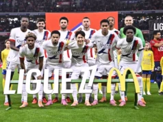 Willian Pacho fue titular en empate resignado por PSG