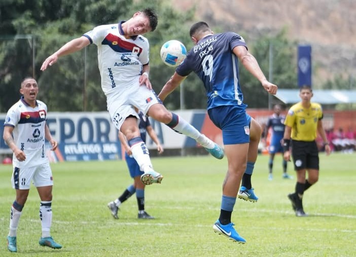 Sobre el final Atlético JBG le quitó el triunfo a Deportivo Quito