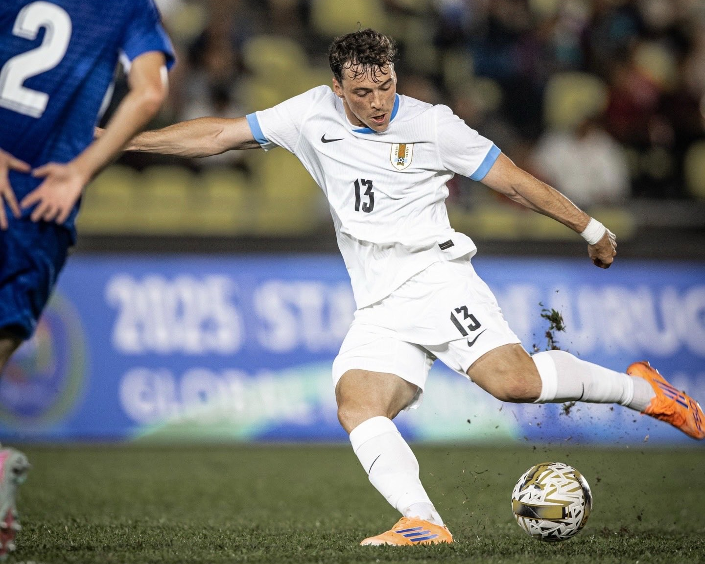 Uruguay se quedó con el triunfo en amistoso ante Uzbekistán