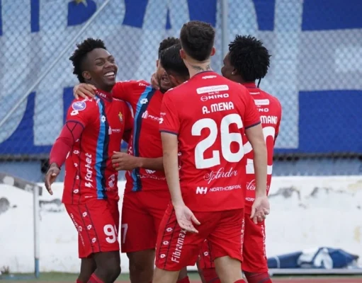 El Nacional se levantó para vencer a Emelec