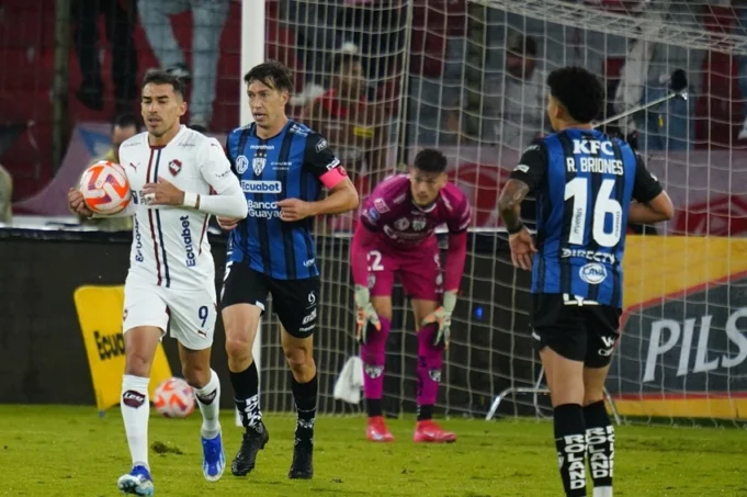 daniel-molineros-api-ligaecuabet-liga-vs-idv