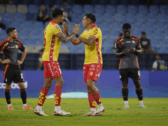 Aucas golpeó a Emelec y va por el cupo a la Copa Sudamericana