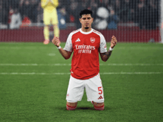 Piero Hincapié cumplió su primera titularidad con Arsenal