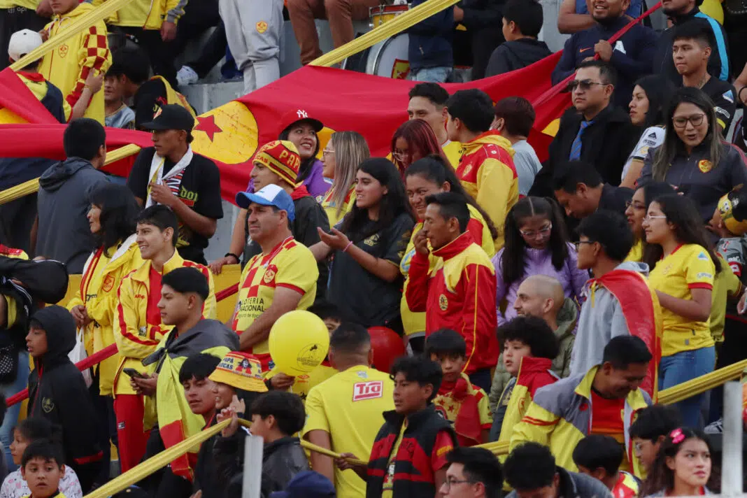 Varios incidentes tras la derrota que dejó sin Sudamericana a Aucas