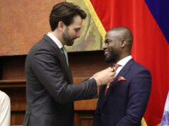 Énner Valencia fue condecorado por la Asamblea Nacional