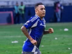 Emelec anuncia la terminación del contrato con el peruano Christian Cueva