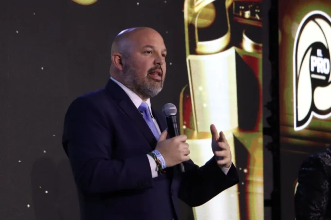 rolando-enriquez-api-miguel-angel-loor-elpro}