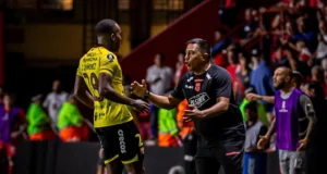 CONMEBOL abrió expediente disciplinario a Barcelona y César Farías