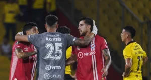 Argentinos Juniors se lleva el triunfo en el Monumental ante Barcelona