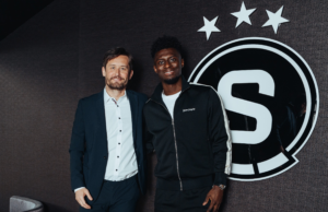 Jhoanner Chávez asume nuevo reto al sumarse a Sparta Praga