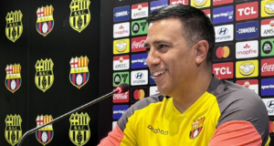 César Farías: “Un club como este parece una selección”