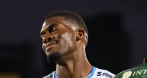 Una lesión deja fuera por varias semanas a Azarías Londoño