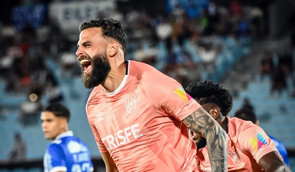 Universidad Católica logra un triunfazo en Uruguay en su estreno en la Libertadores