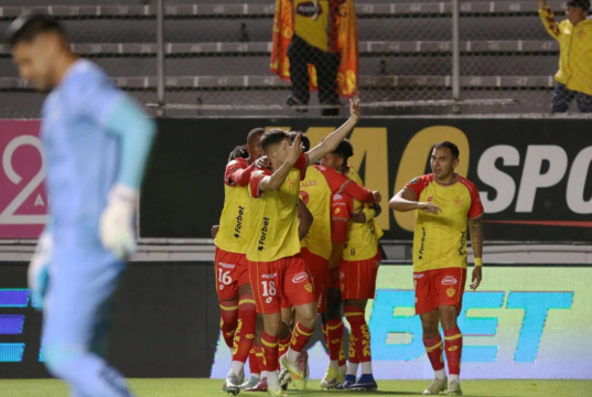 ¡AL FIN GANÓ! Aucas superó como dueño de casa a Orense