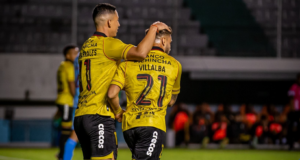 Barcelona derrota en encuentro amistoso a Bolívar