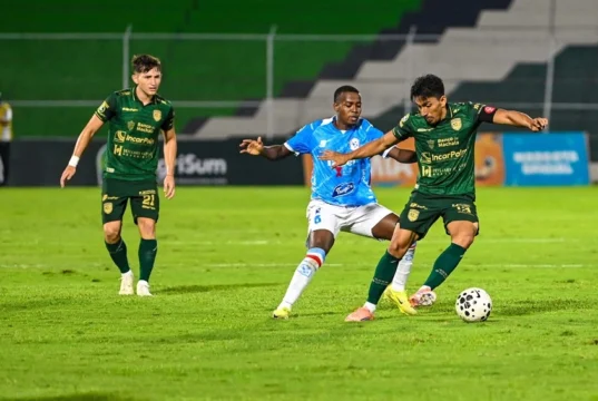 Orense dejó escapar el triunfo en casa ante Manta