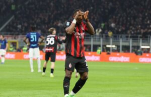 Gol de Pervis Estupiñán le dio el triunfo a AC Milan en el Derby Della Madonnina