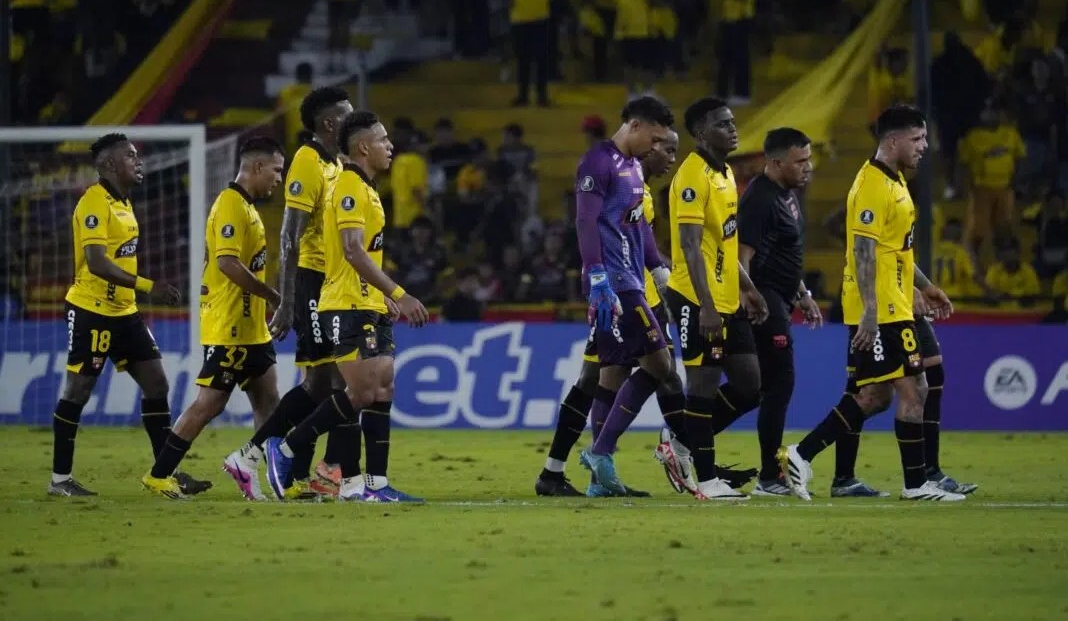 ¡CASI ELIMINADOS! Barcelona volvió a perder en casa