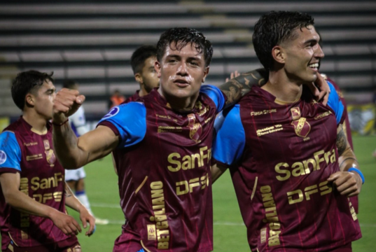 ¡TRIUNFAZO EN PERÚ! Macará se impone a Alianza Atlético