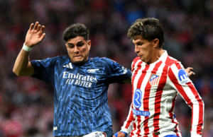 Con Piero Hincapié en el once inicial Arsenal empató ante Atlético de Madrid