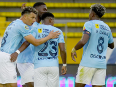 Universidad Católica remontó y goleó a Guayaquil City