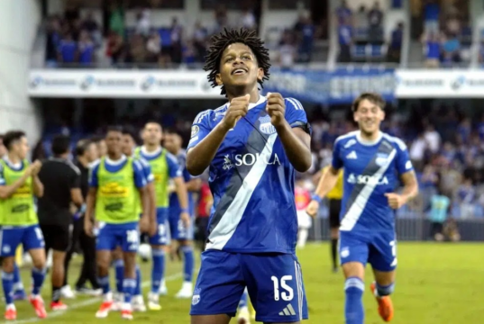 Emelec logra nuevo triunfo y frena racha de Liga de Quito