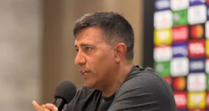 César Farías: “Ya no hablemos del partido de Liga, ya hay que hablar de Cruzeiro”