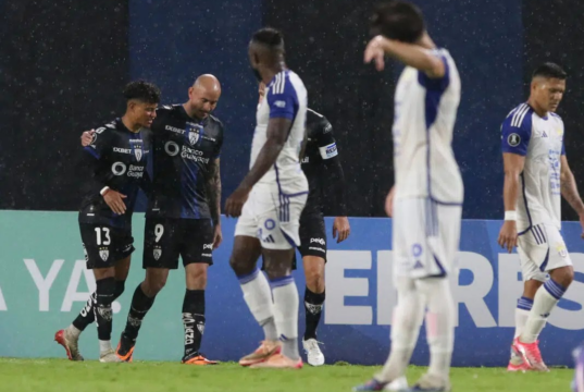 Independiente del Valle dio la vuelta al resultado y derrotó a la UCV