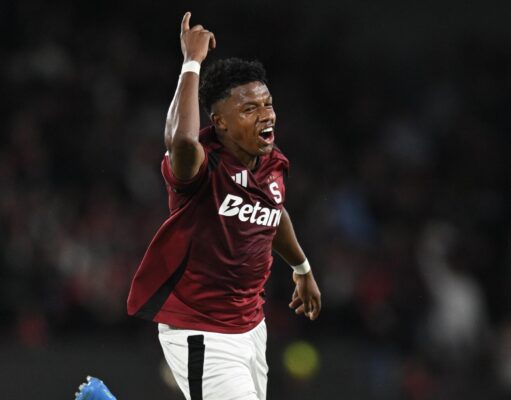 John Mercado en buen romance con las redes, marcó para Sparta Praha