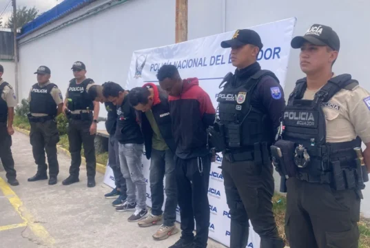 Exfutbolista ecuatoriano Christian Lara es detenido por presunto robo a mano armada