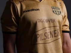 Barcelona presenta su camiseta conmemorativa por su 101 aniversario