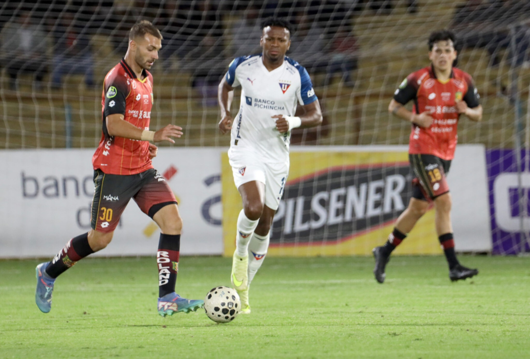 Liga de Quito suma valioso empate ante Deportivo Cuenca