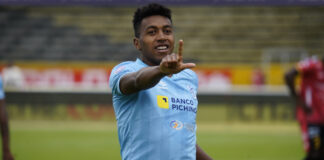 Emiliano Clavijo es sensible baja en Universidad Católica