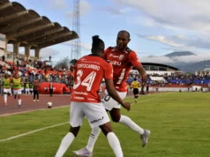 Leones suma nuevo triunfo y complicó nuevamente a Emelec