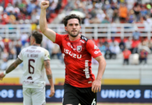 Leones se afianza como local con triunfo ante Mushuc Runa