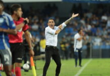 Vicente Sánchez no es más DT de Emelec