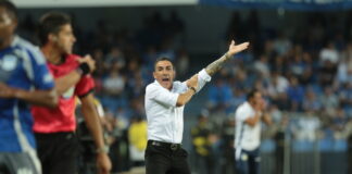 Vicente Sánchez no es más DT de Emelec